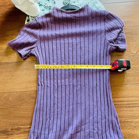 Harloweβ& Graham Purple Ribbed Top,β Size M - Picture 6 of 13